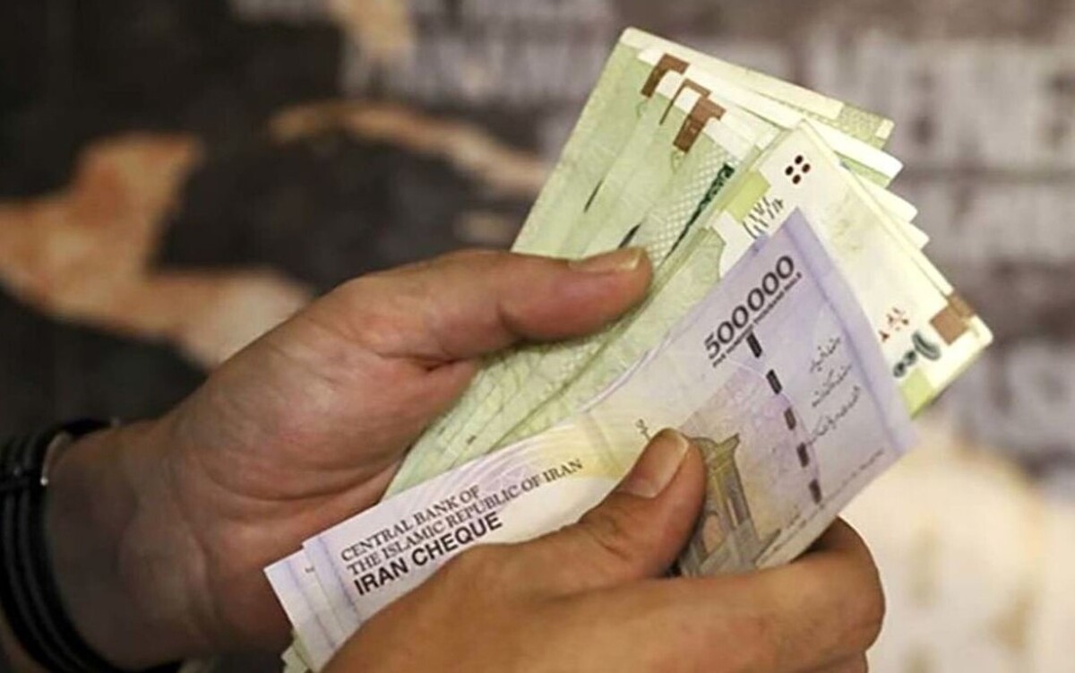 خبر خوش درباره حقوق کارمندان بازنشسته؛ حذف کسورات از اضافه‌کار و مزایا