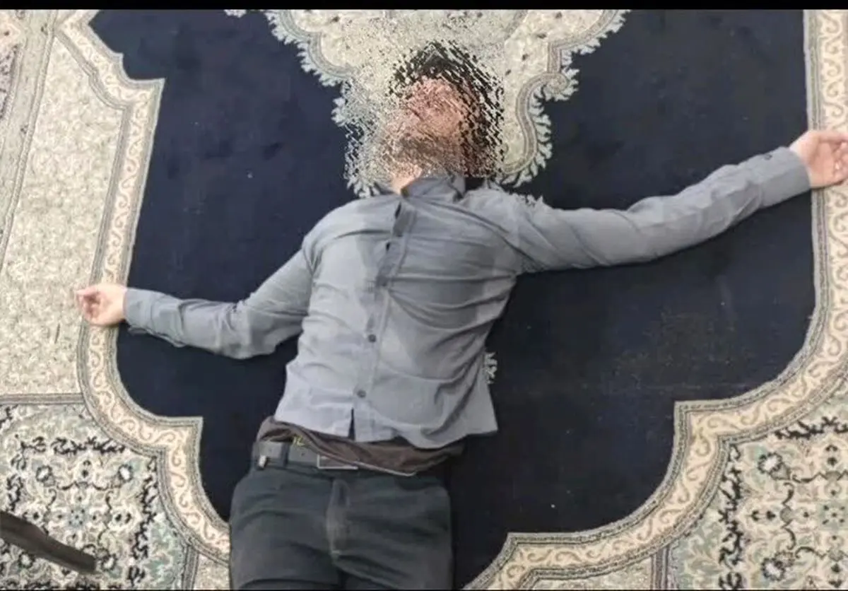 ضرب‌ و شتم معلم به دست پدر دانش‌ آموز زرندی؛ معلم جوان بی هوش شد