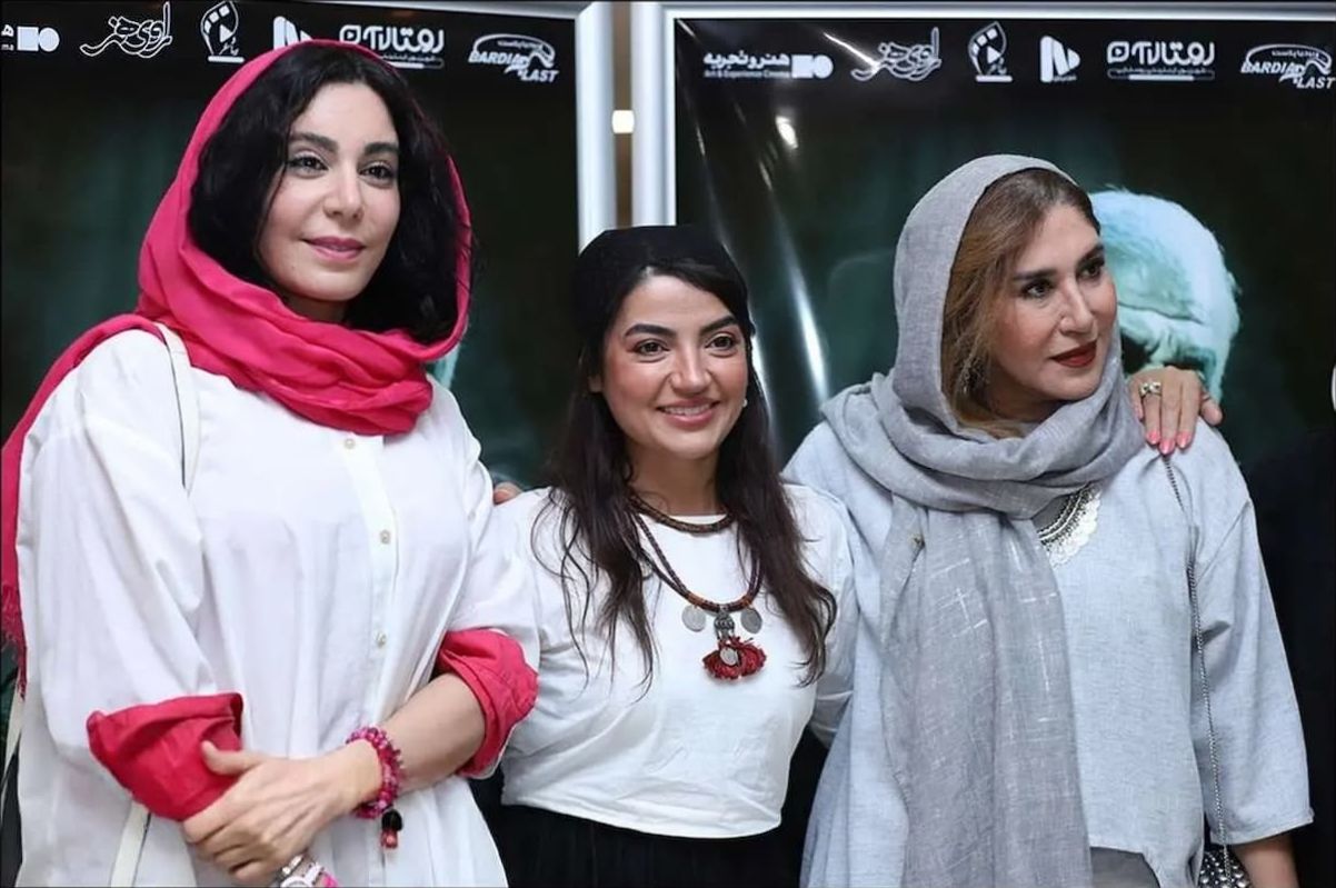 تیپ و استایل شیک بازیگران در اکران مردمی فیلم مرجان