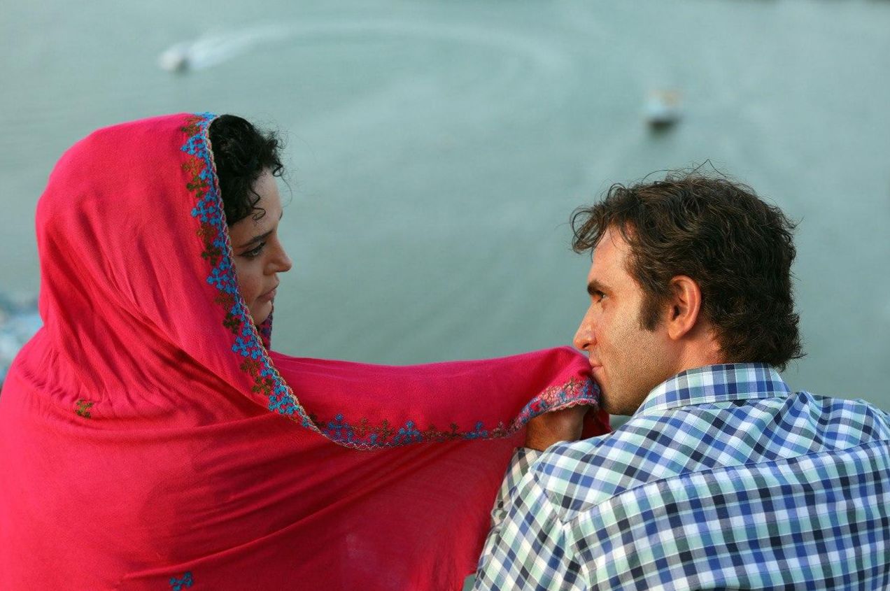 عشقهای شکستخورده در شبی که ماه کامل شد | عاشقانهای که هیچوقت به پایان نرسید: شاکردوست و شکیبا