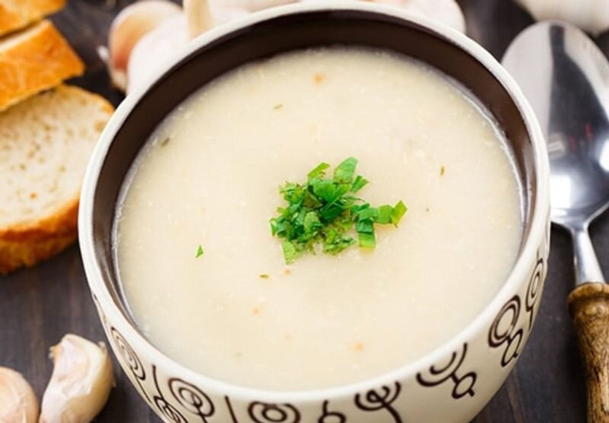 طرز تهیه سوپ سیر برای درمان سرماخوردگی