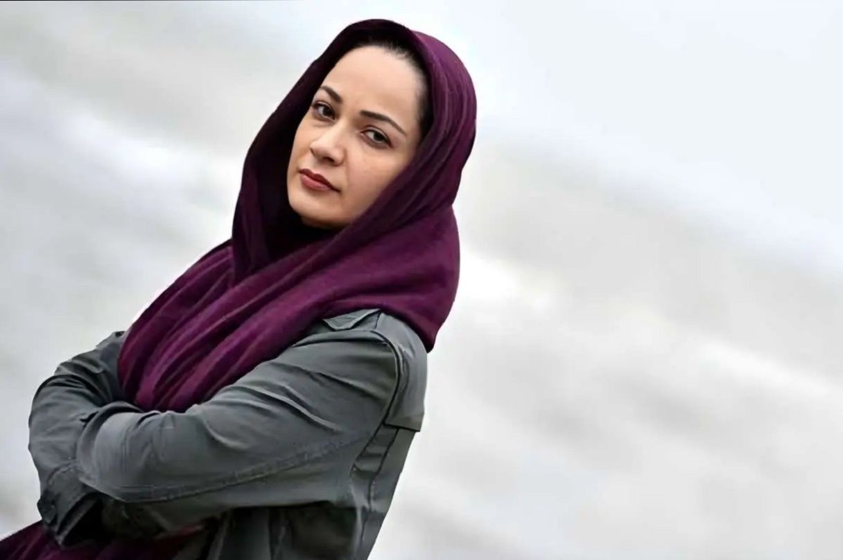 معماری زیبای خانه گرم و صمیمی نسرین نصرتی بازیگر سریال پایتخت و تاسیان؛ چیدمان خاص اتاق کار فهمیه پایتخت