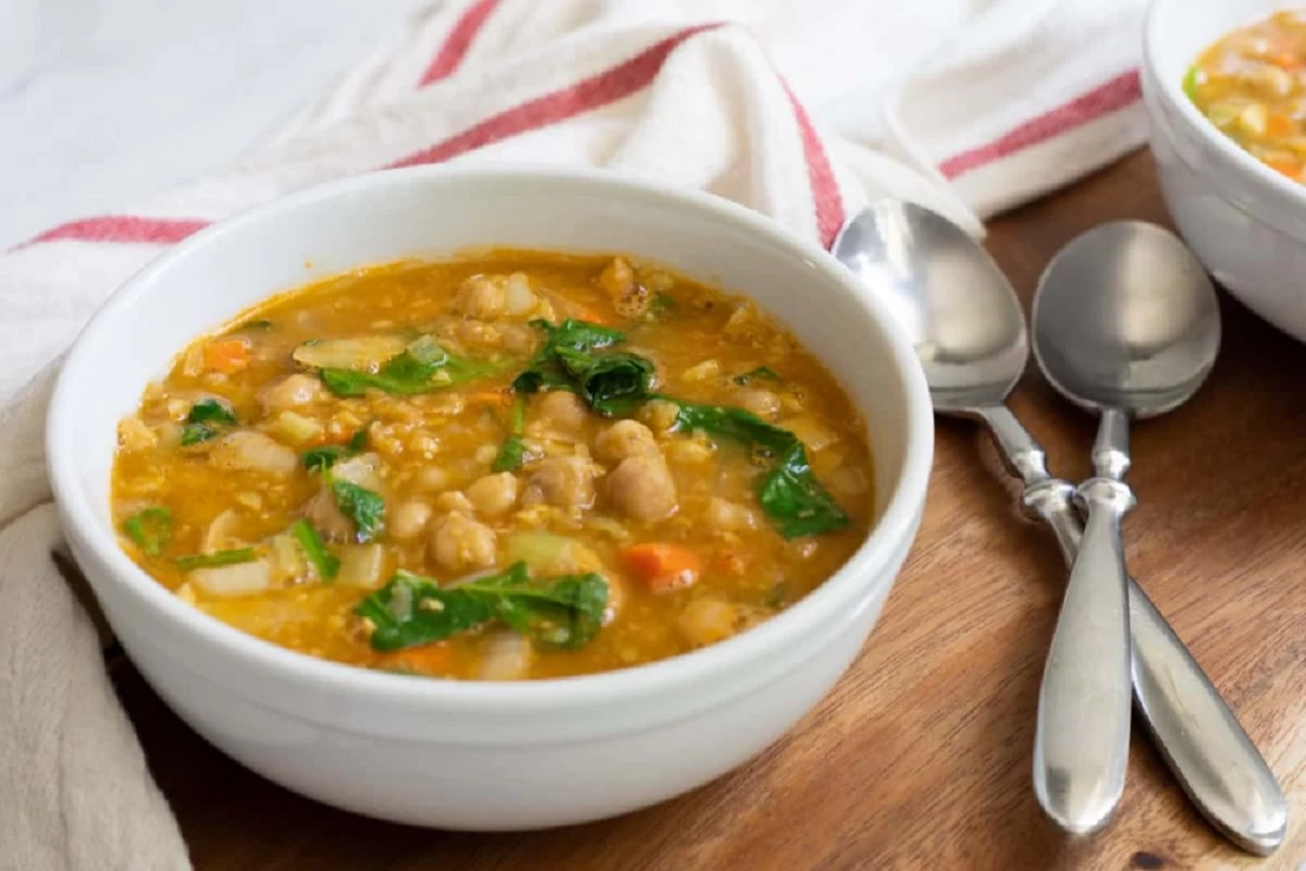 طرز تهیه آبگوشت یخنی نخود شیرازی