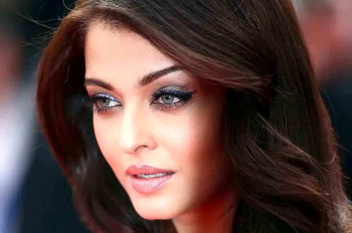 تغییر چهره آیشواریا رای در 52 سالگی