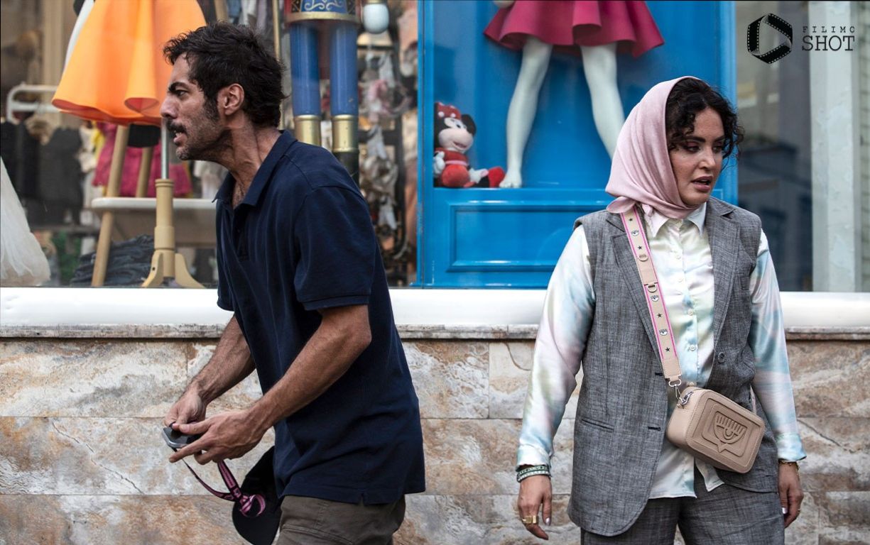 رپ خوانی نوید پورفرج و الناز شاکردوست در خیابان های تهران پربازدید شد