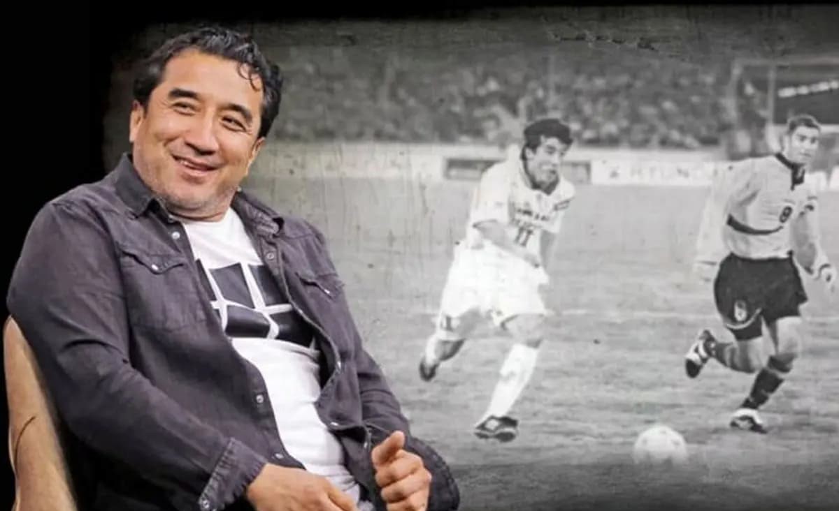 اشک‌های خداداد عزیزی برای پدر و مادرش روی آنتن زنده؛ 35 سال است برای مادر نماز می‌خوانم