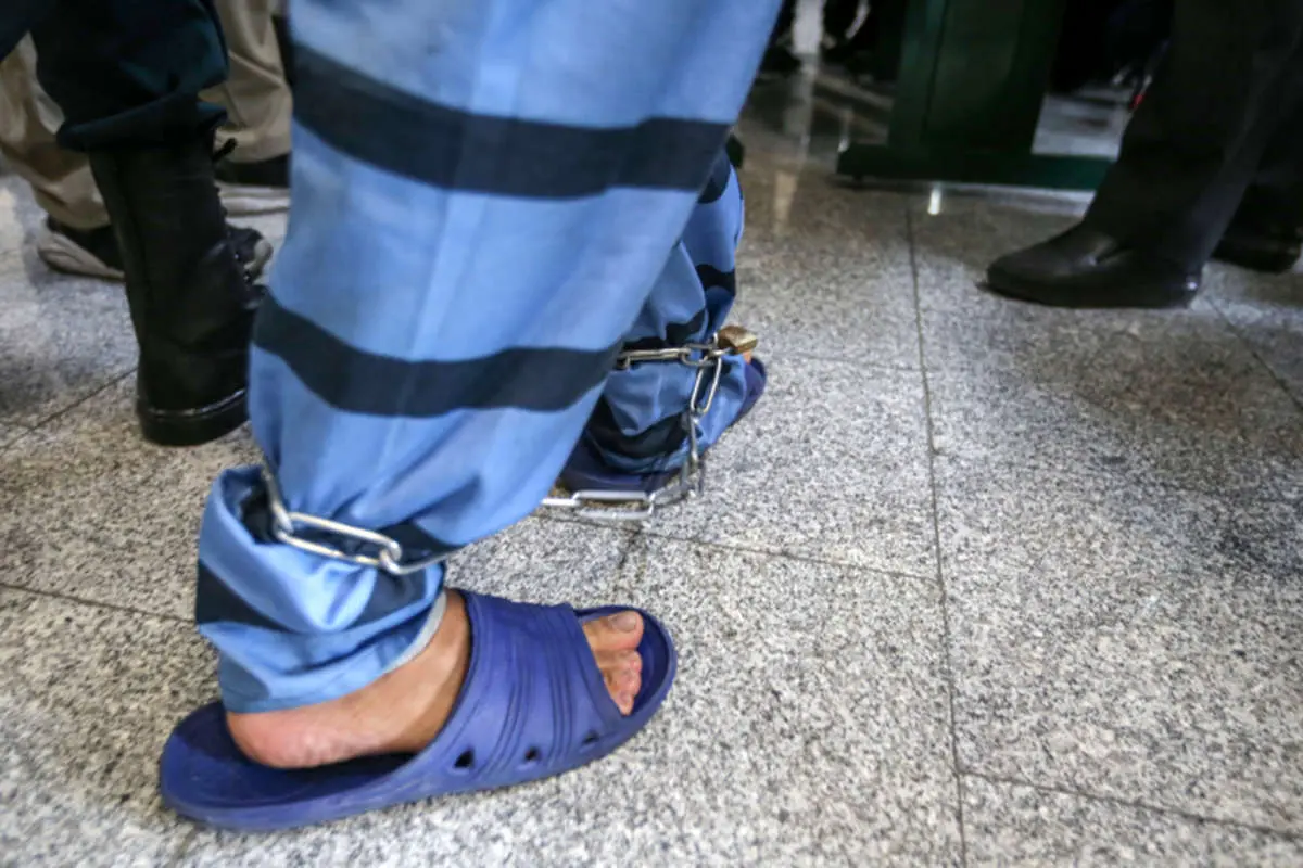 تجاوز سریالی راننده پژو پارس به زنان در اتوبان نواب