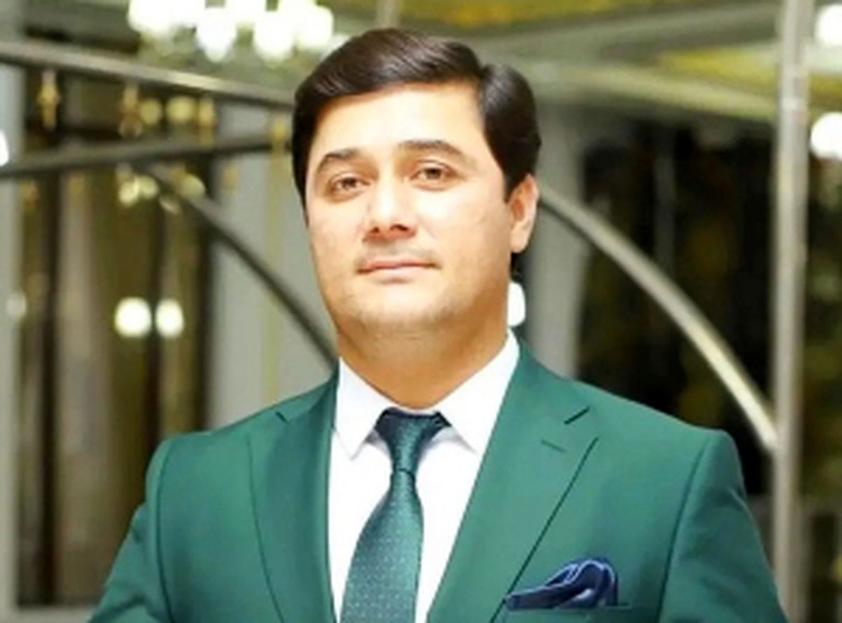 ماشین لوکس شورلت کوروت منوچهر حبیب‌اف: از هواپیمای رویاهاش تا پایتخت!