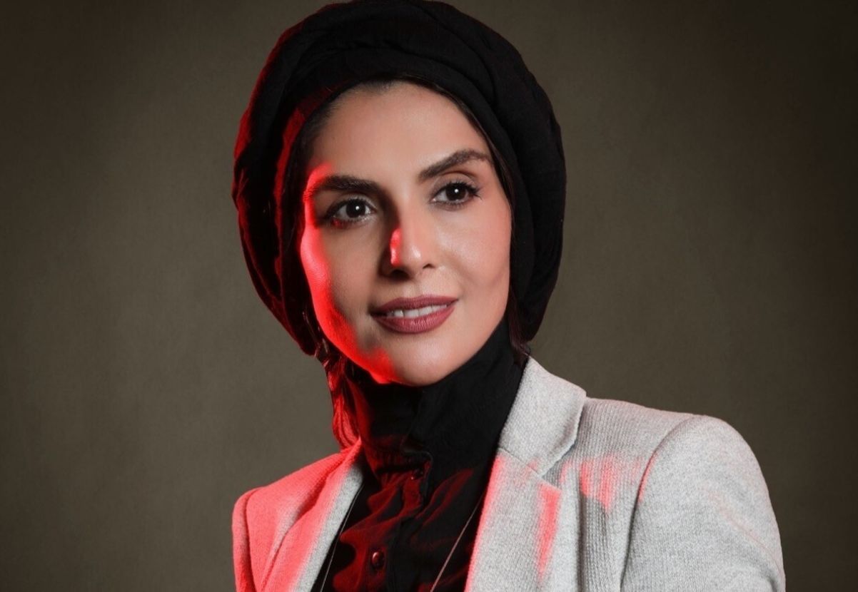 تصاویری از سفرهای خارجی شیوا مکینیان، شِری زن ارسطو در سریال پایتخت؛ از فرانسه و انگلیس تا استرالیا و اسکاتلند