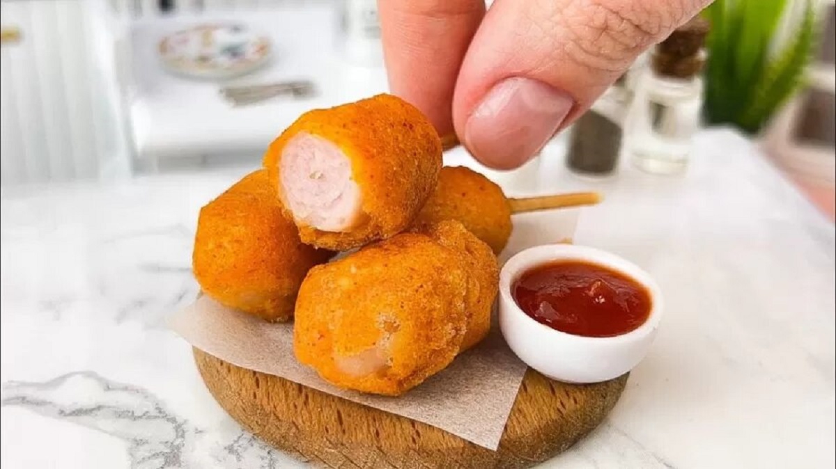 طرز تهیه سوسیس سوخاری خوشمزه و ترد به سبک فست فودی در خانه!