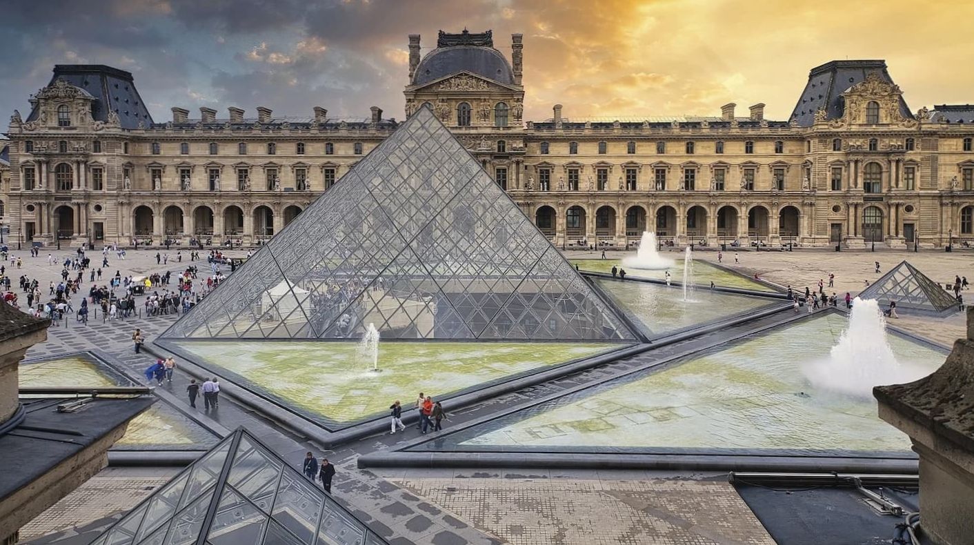 فیلم سرقت از موزه لوور در 7 دقیقه | سارقان با اره برقی جواهرات لوور را ربودند