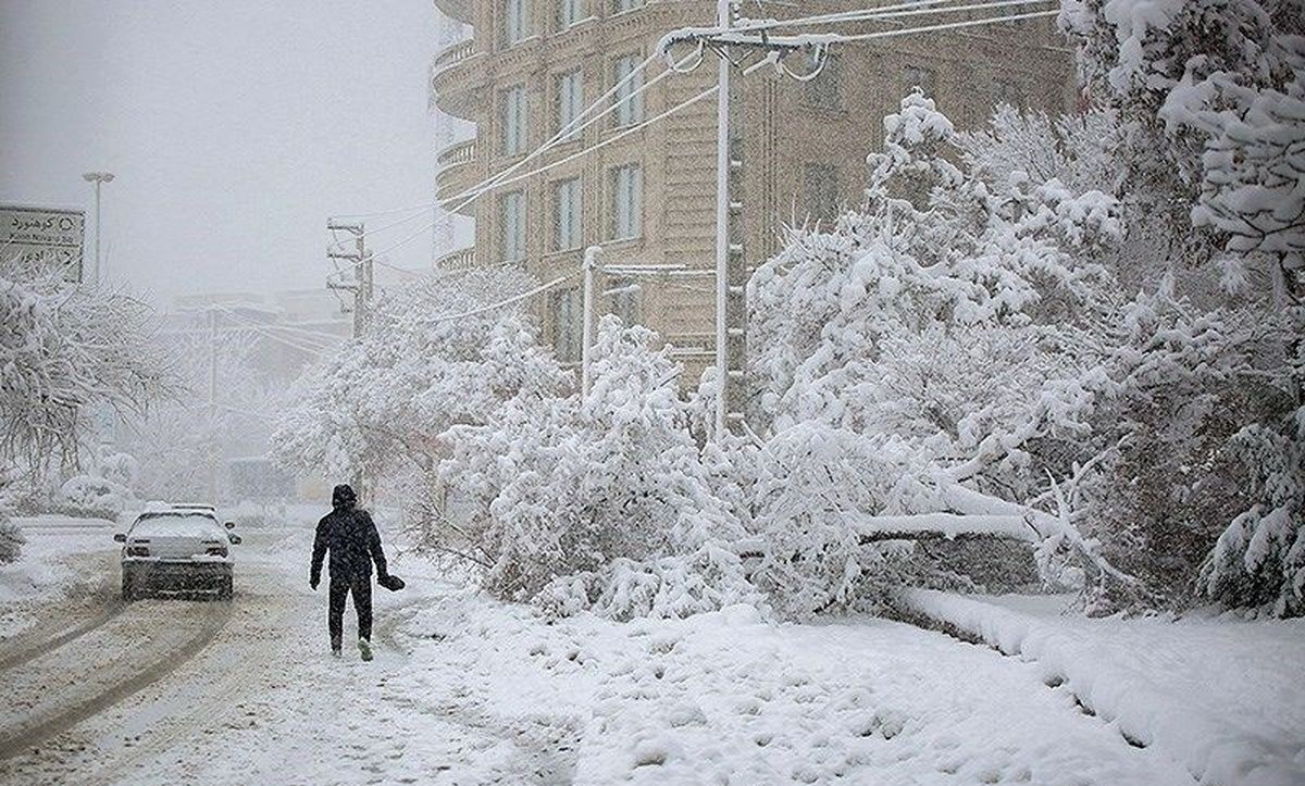 آغاز بارش برف شدید از امروز شنبه در 22 استان | سرما و کولاک به جادهها رسید
