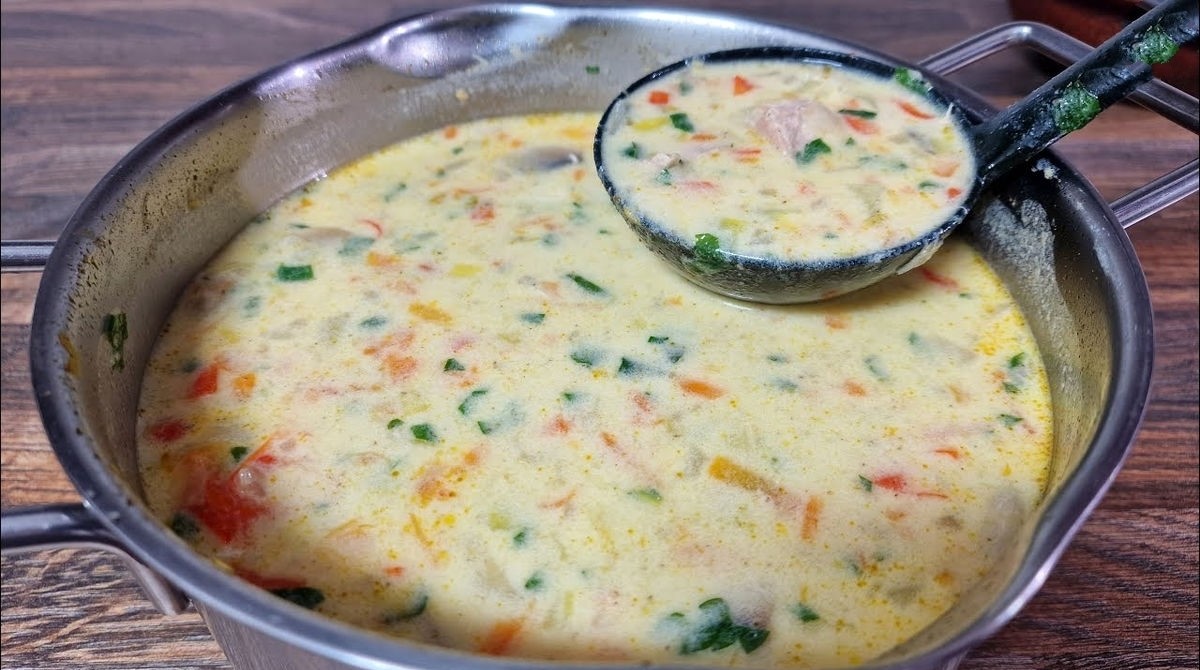 طرز تهیه سوپ نروژی با تن ماهی+فیلم