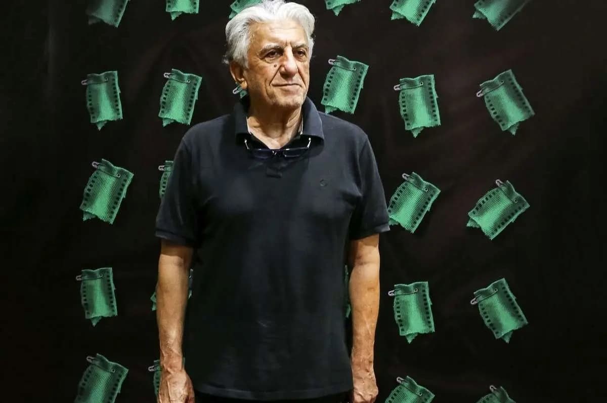 دفاع تمام قد رضا کیانیان از همایون شجریان: شادی حق ماست