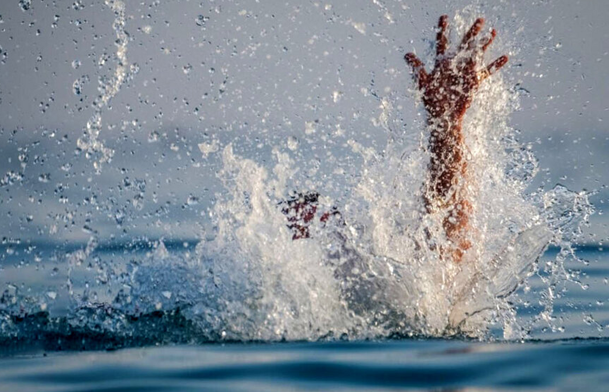 خبر داغ حوادث امروز | شنای دو نوجوان کهنوجی در گودال مرگ