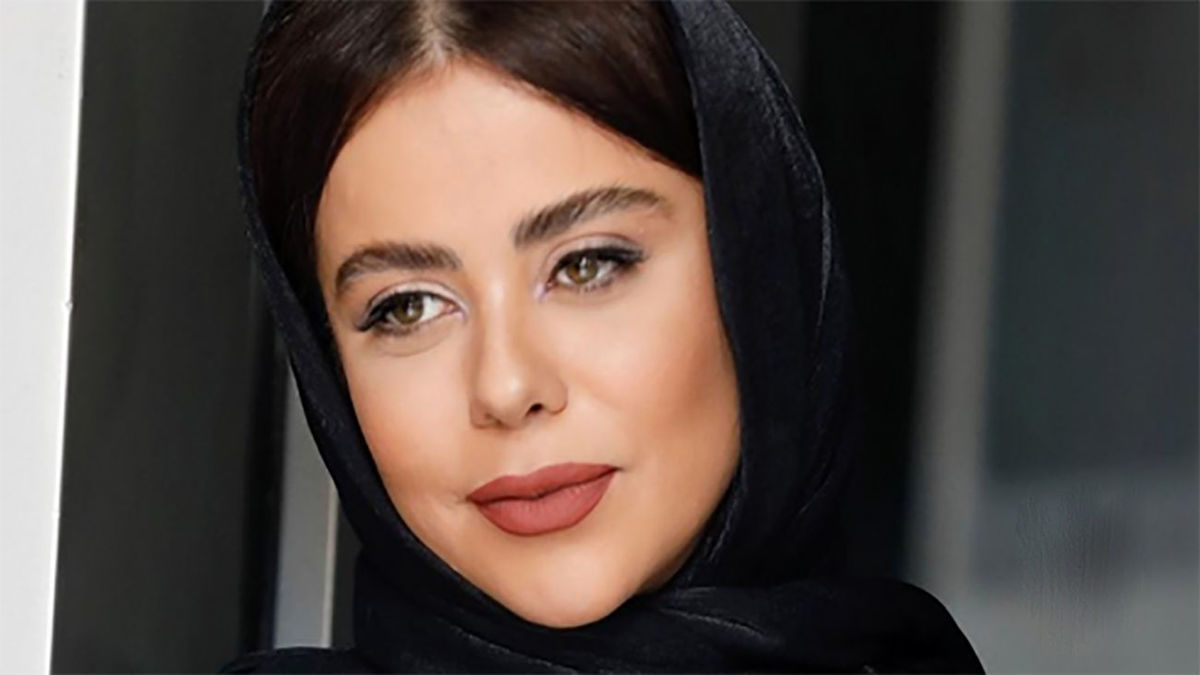 هم‌خوانی احساسی الهام اخوان در کنسرت اشوان