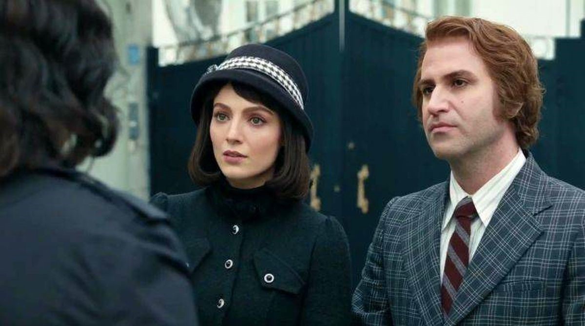 سلفی صمیمی هوتن شکیبا و مهسا حجازی در پشت صحنه سریال تاسیان