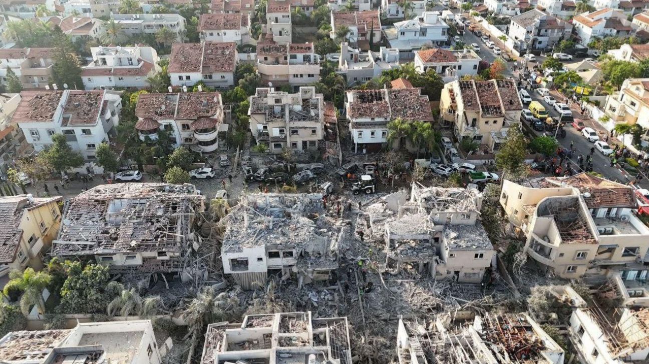 آغاز دور جدید حملات ایران؛ اصابت موشک‌های ایرانی به تل‌آویو