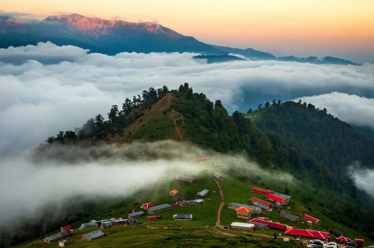 تعطیلات شهریور کجا بریم؟ | سفر یک روزه به شمال؛ ییلاق‌های بهشتی ماسال با طبیعت بکر و رویایی