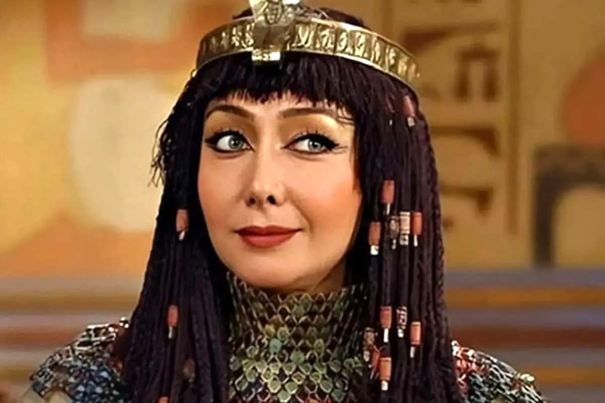 عکس (سفر در زمان)| کتایون ریاحی بازیگر زلیخا در یک پارتی با دوستانش که از همه جذاب‌تر و زیباتره!