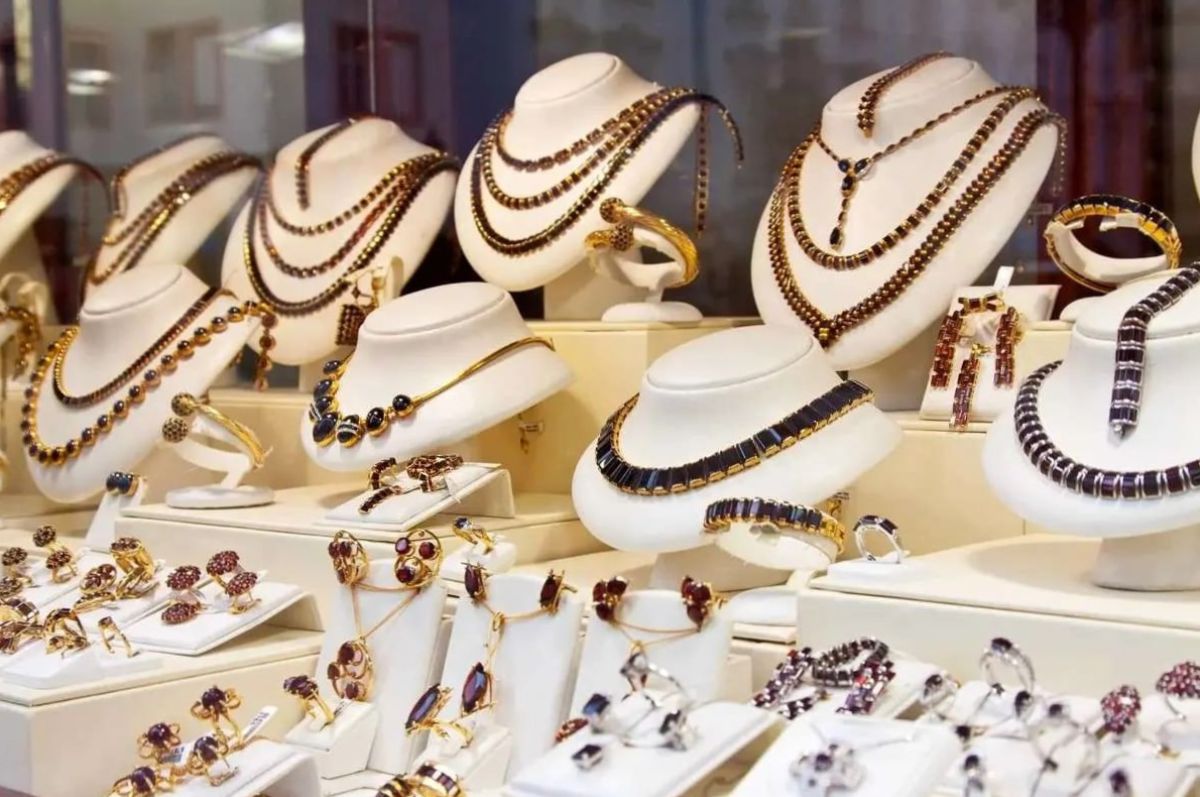 پیش ‌بینی قیمت طلا و سکه امروز سه شنبه ۲۵ آذر 1404 | قله‌های جدید در بازار طلا