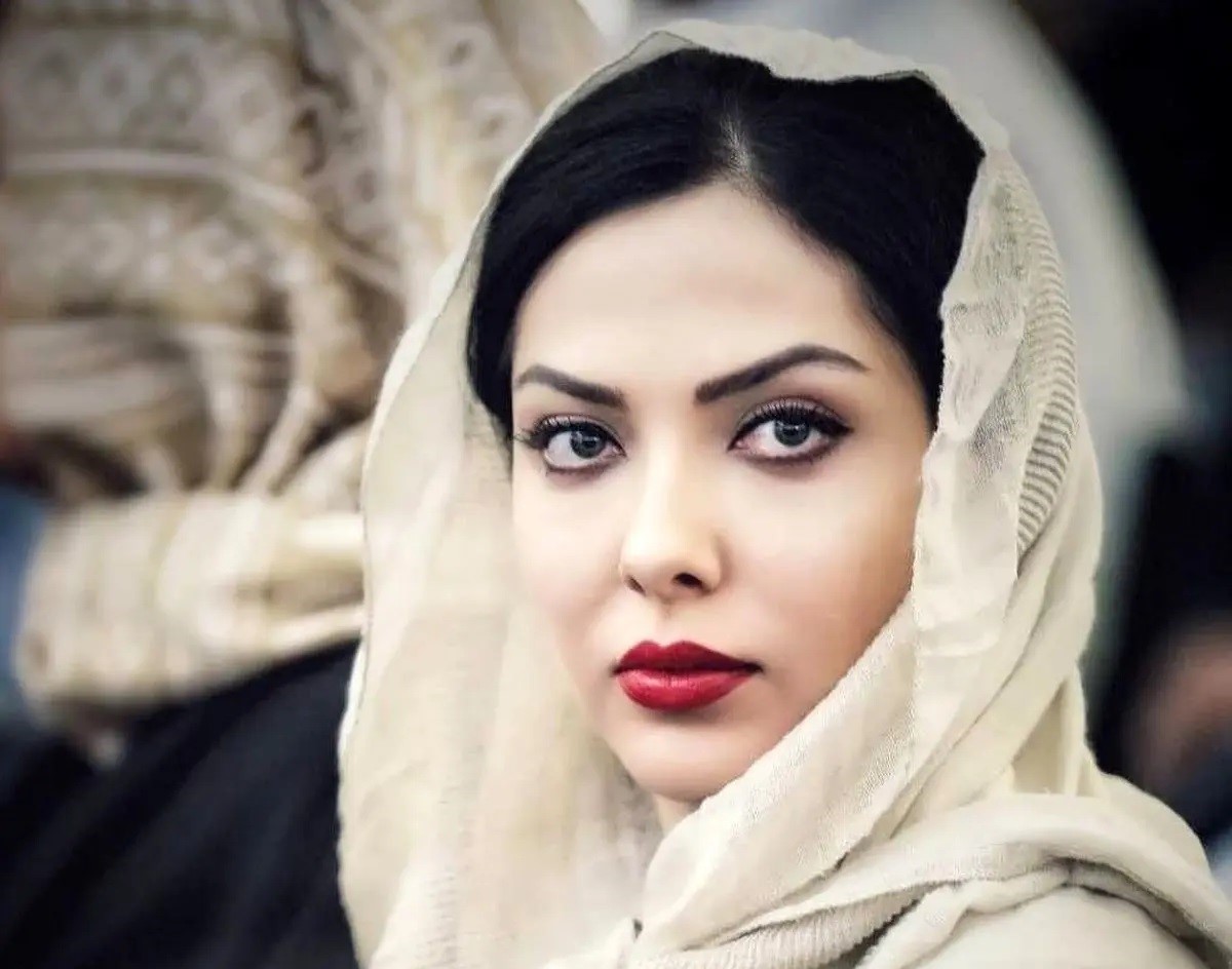 آواز ترکی لیلا اوتادی برای وطن+فیلم