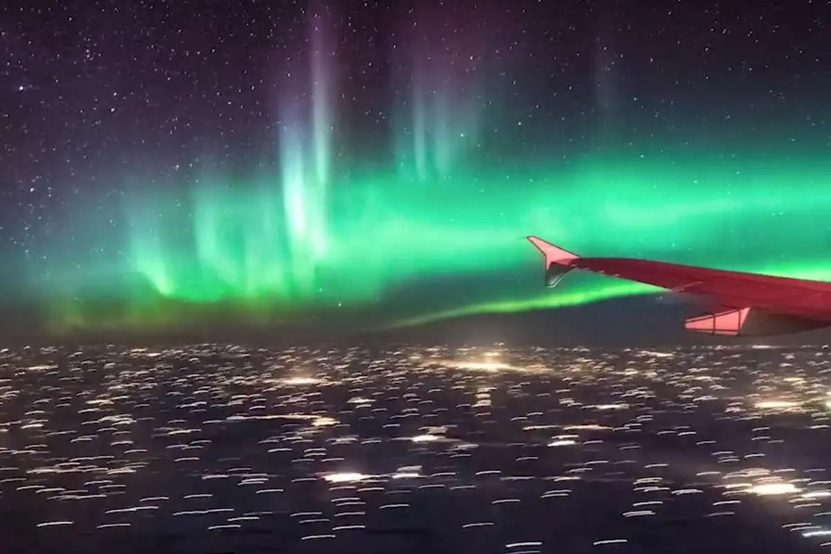 ویدیو خیره‌کننده و نادر از شفق قطبی قرمز