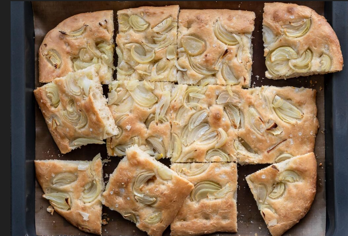 دستور پخت نان پیاز ایتالیایی| یک پیش غذای خوشمزه برای جشن تولد و مهمانی و میز مزه