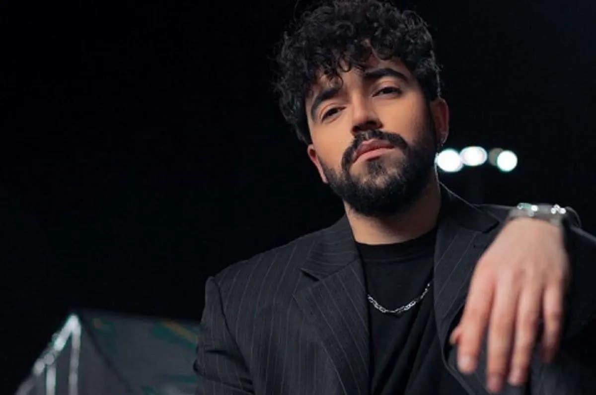 شروین حاجی پور عزادار شد