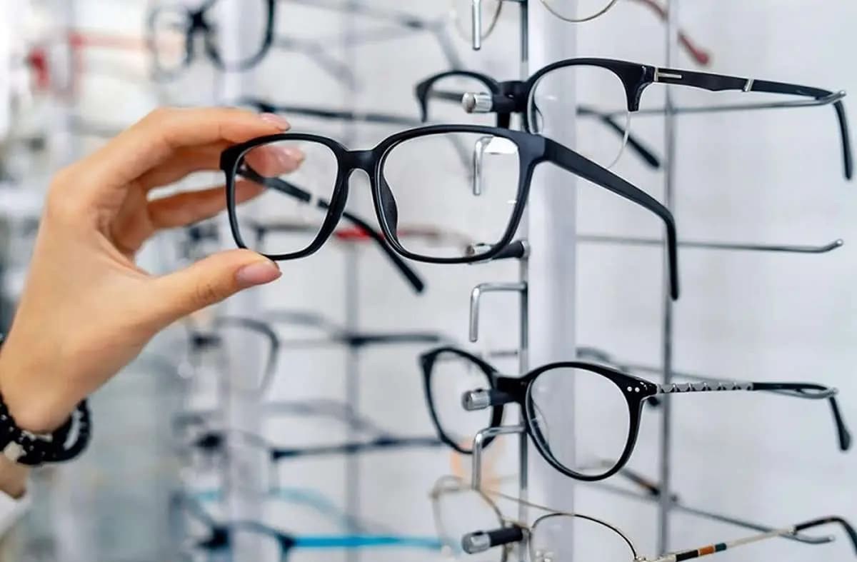 چگونه از تامین اجتماعی کمک هزینه خرید عینک بگیریم؟ ‌