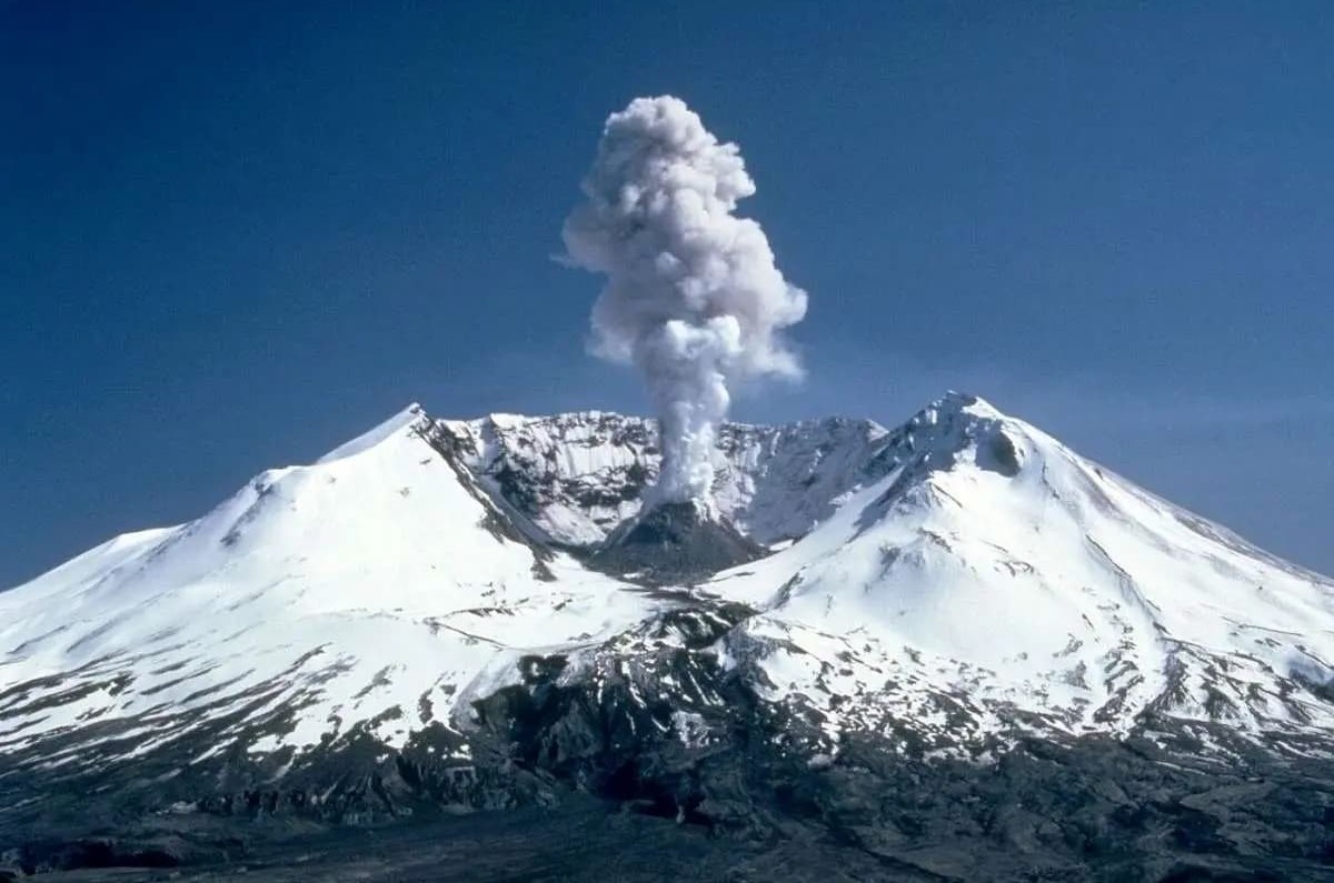 آتشفشان تفتان بعد از 700 هزار سال دوباره فعال شد؟