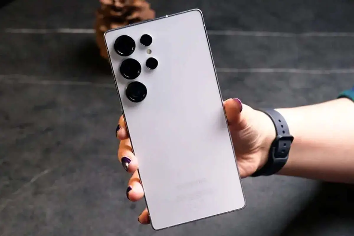 قیمت گوشی سامسونگ، شیائومی و آیفون امروز یکشنبه ۷ دی 1404 | پرچمدار سامسونگ چند؟