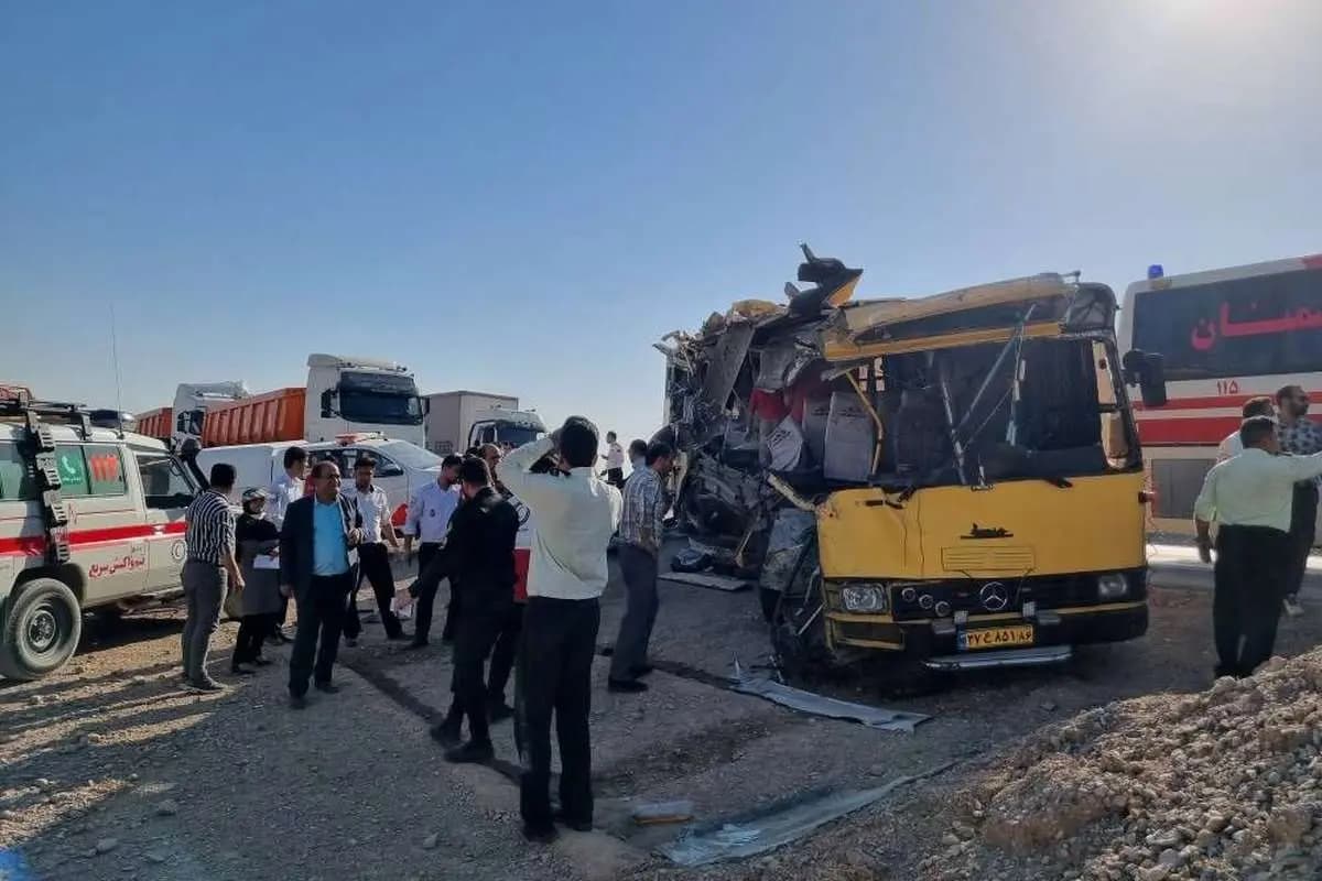 تصادف اتوبوس حامل دانشجویان سمنان با تریلی؛ اسامی فوتی‌های حادثه