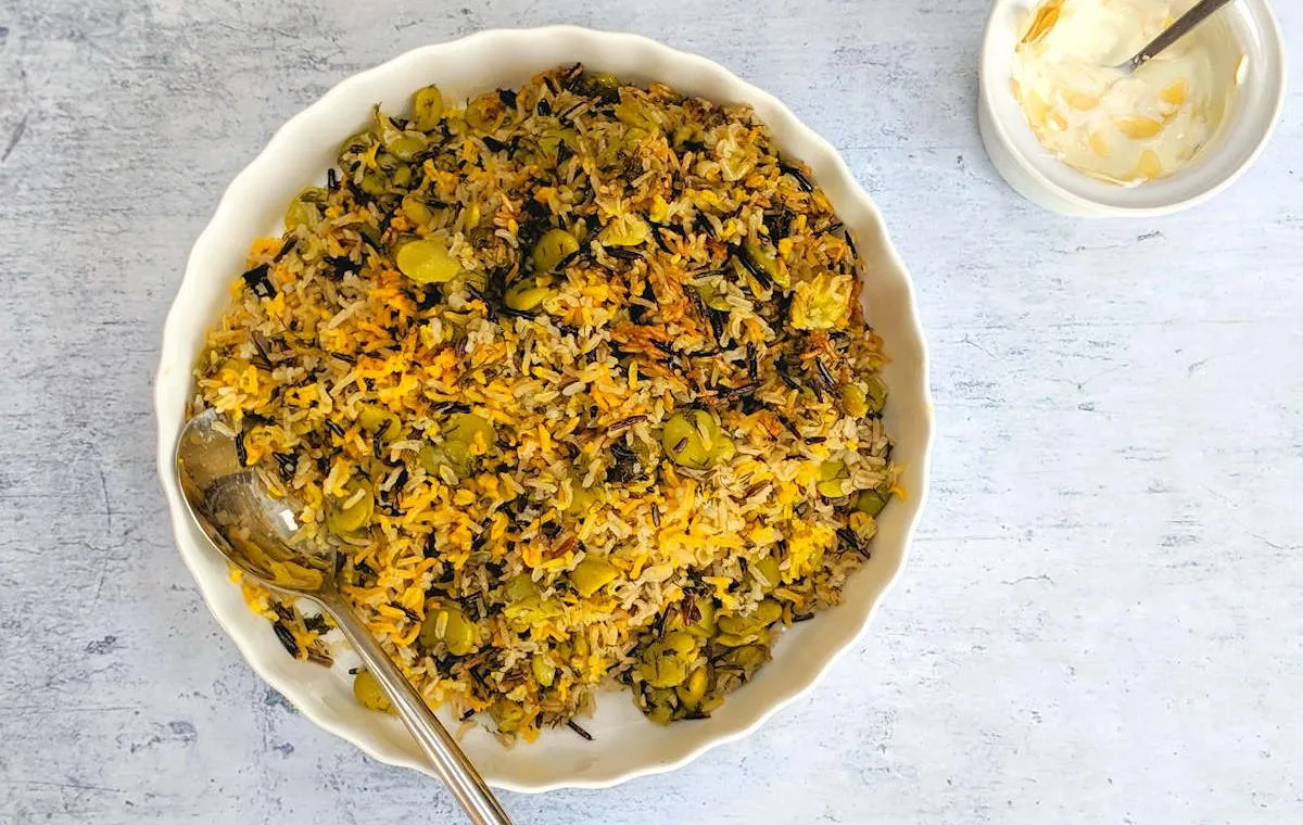 طرز تهیه باقالی پلو با مرغ ریش ریش؛ غذای سنتی خوشعطر