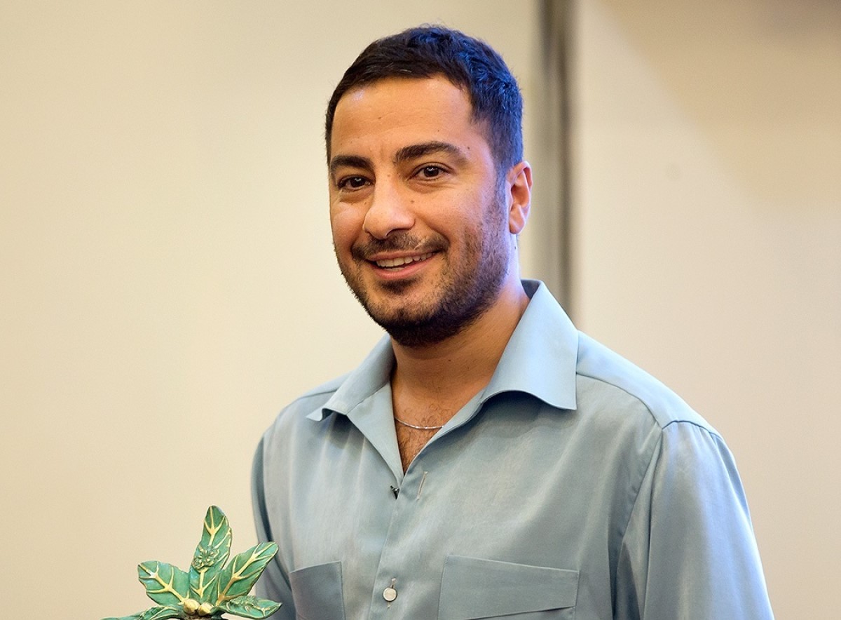 عکس (سفر در زمان)؛ نوید محمدزاده در اولین فیلمش در 21 سالگی