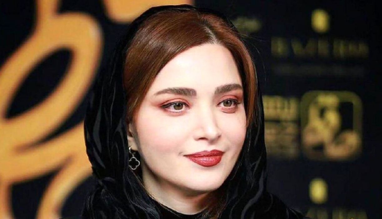 استوری بهنوش طباطبایی با گربه اش +عکس