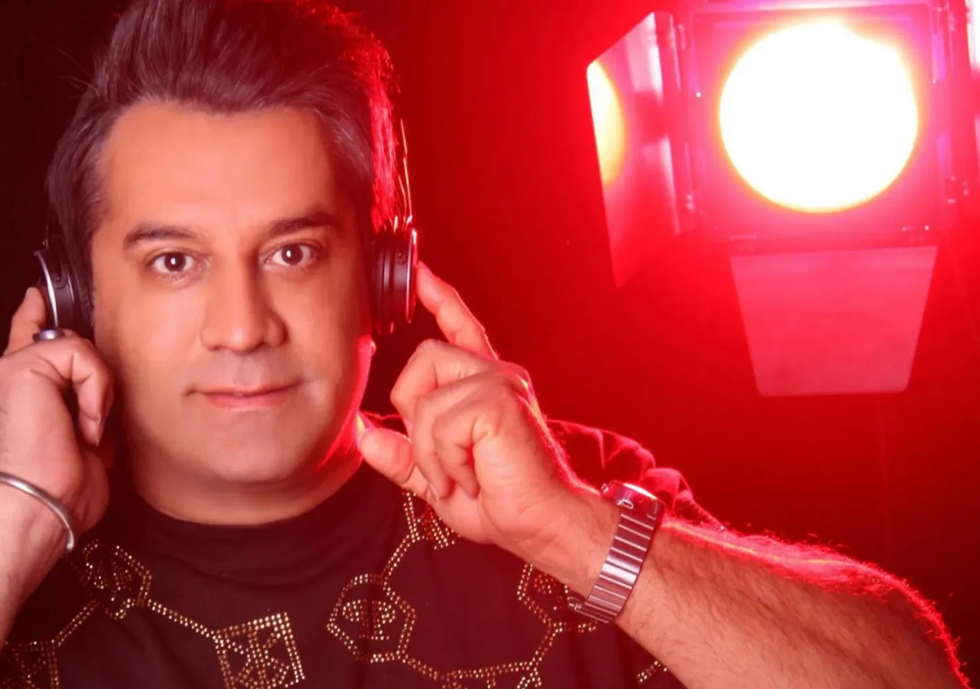 آخرین جشن تولد امید جهان و بریدن کیک زندگی+فیلم