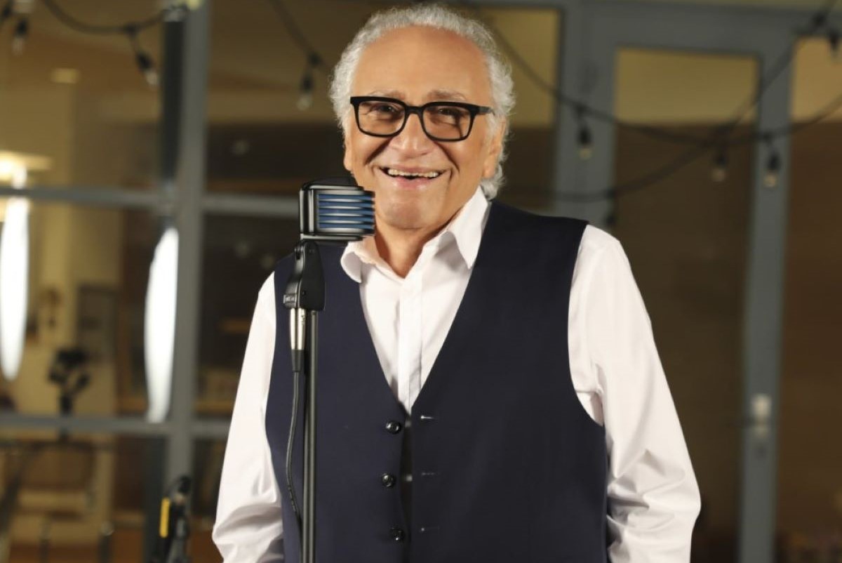 مارتیک خواننده لس‌آنجلسی: هر شرطی بگذارند قبول می‌کنم تا به ایران برگردم!