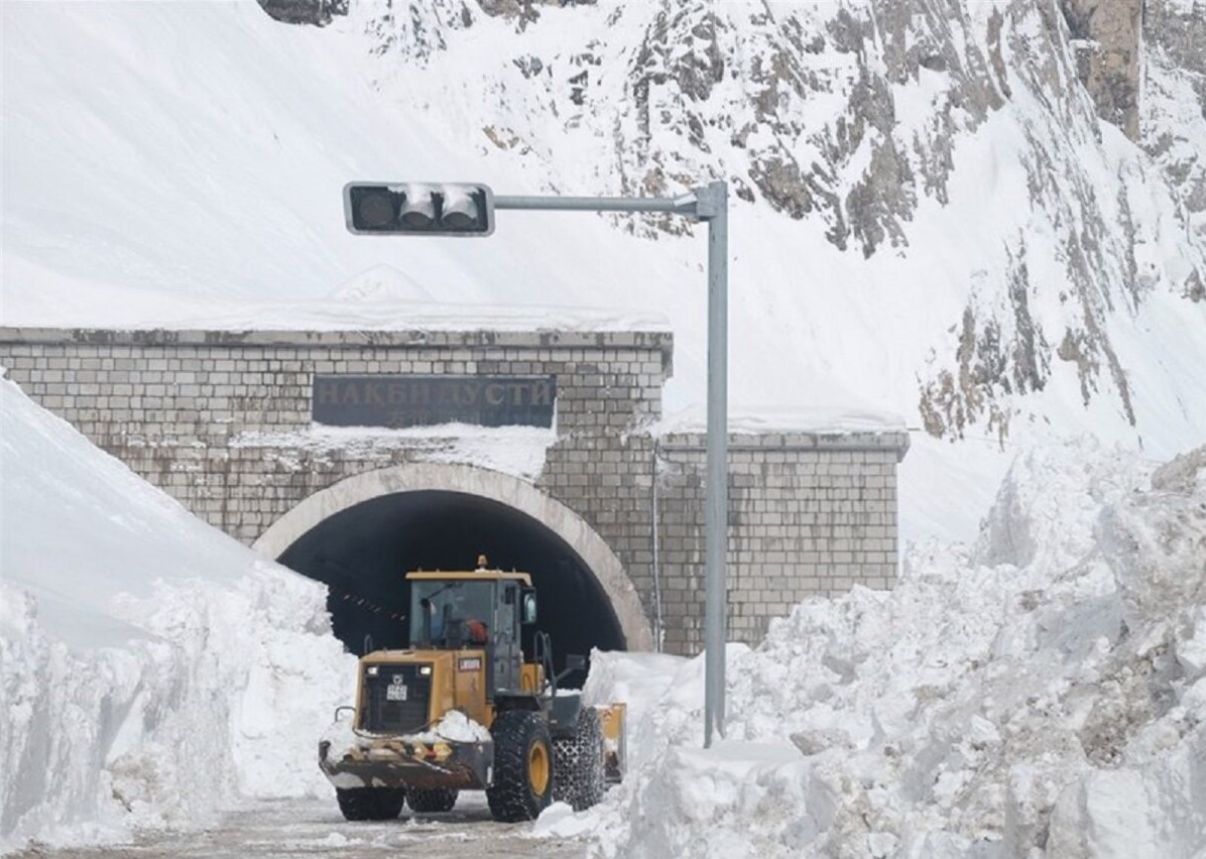 بارش برف در جاده چالوس