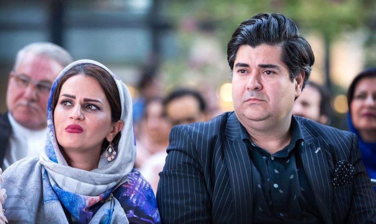 پیانو نوازی همسر سالار عقیلی در سوگ برادرش در فضایی عارفانه+فیلم