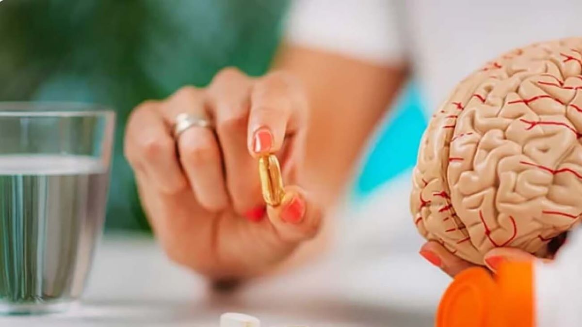 بهترین ویتامین برای تقویت حافظه | با خوردن این ویتامین ها از آلزایمر پیشگیری کنید