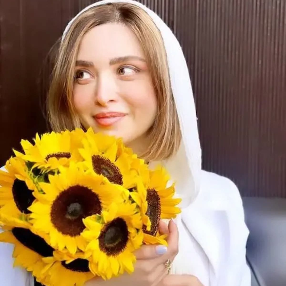 تغییر چهره بهنوش طباطبایی از نوجوانی تا الان بعد از عمل‌های زیبایی