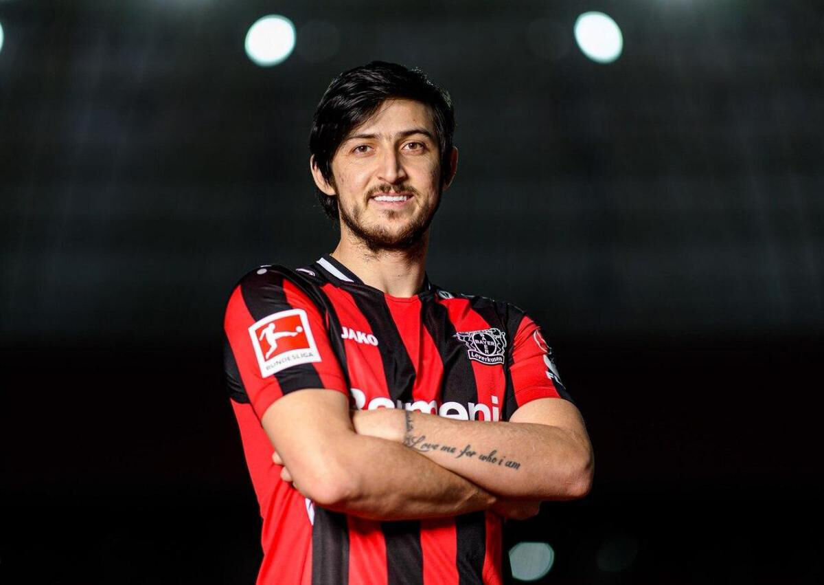 عمل جراحی سردار آزمون در بهترین کلینیک پزشکی اروپا در سوئیس+عکس