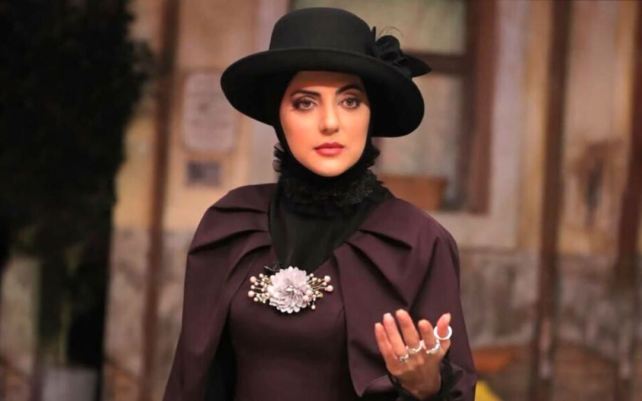 رنگ و مدل ماشین هلیا امامی هوش از سر همه بُرد!