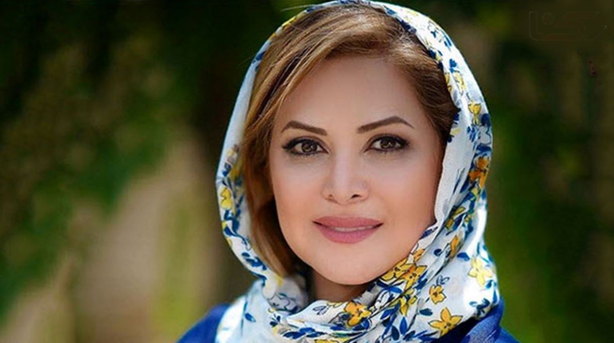 دکوراسیون مجلل و مدرن خانه کمند امیر سلیمانی، بازیگر سریال ناریا؛ از مبلمان مدرن و فرش وینتج تا تابلوهای هنری و پرده‌های حریر