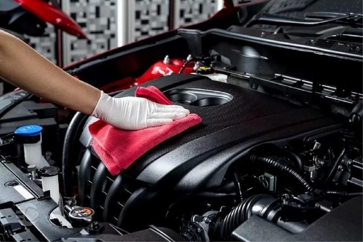 ترفند نگهداری از خودرو | راهنمای کامل و ایمن شستشوی موتور خودرو: بهترین روش‌ها برای تمیز کردن بدون آسیب به قطعات حساس