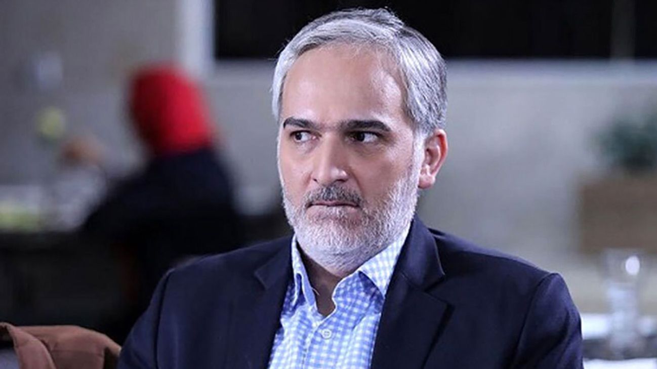 قاب صمیمی بیژن بنفشه خواه در کنار دختر نوجوانش