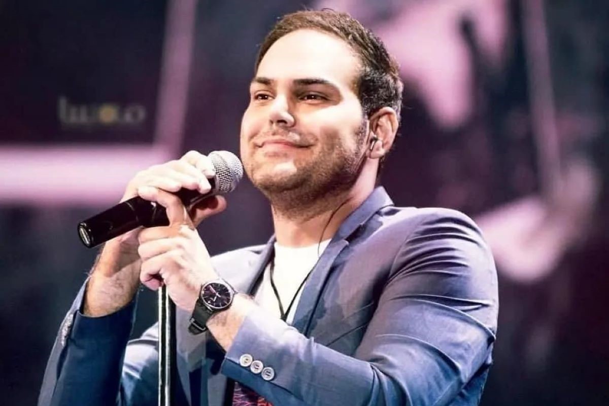 خواستگاری سیامک عباسی از دختر مورد علاقش وسط کنسرت