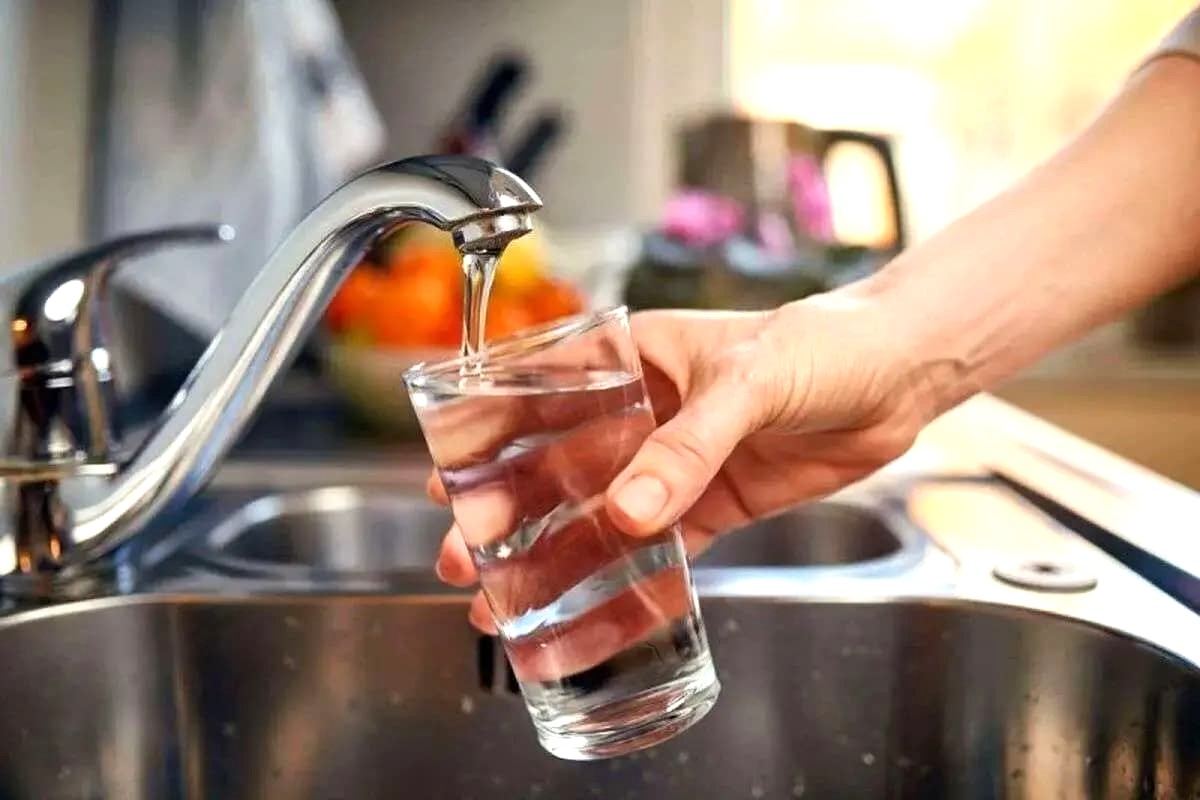 آغاز جیره‌بندی آب در تهران؛ برنامه قطعی 10 ساعته آب در تهران