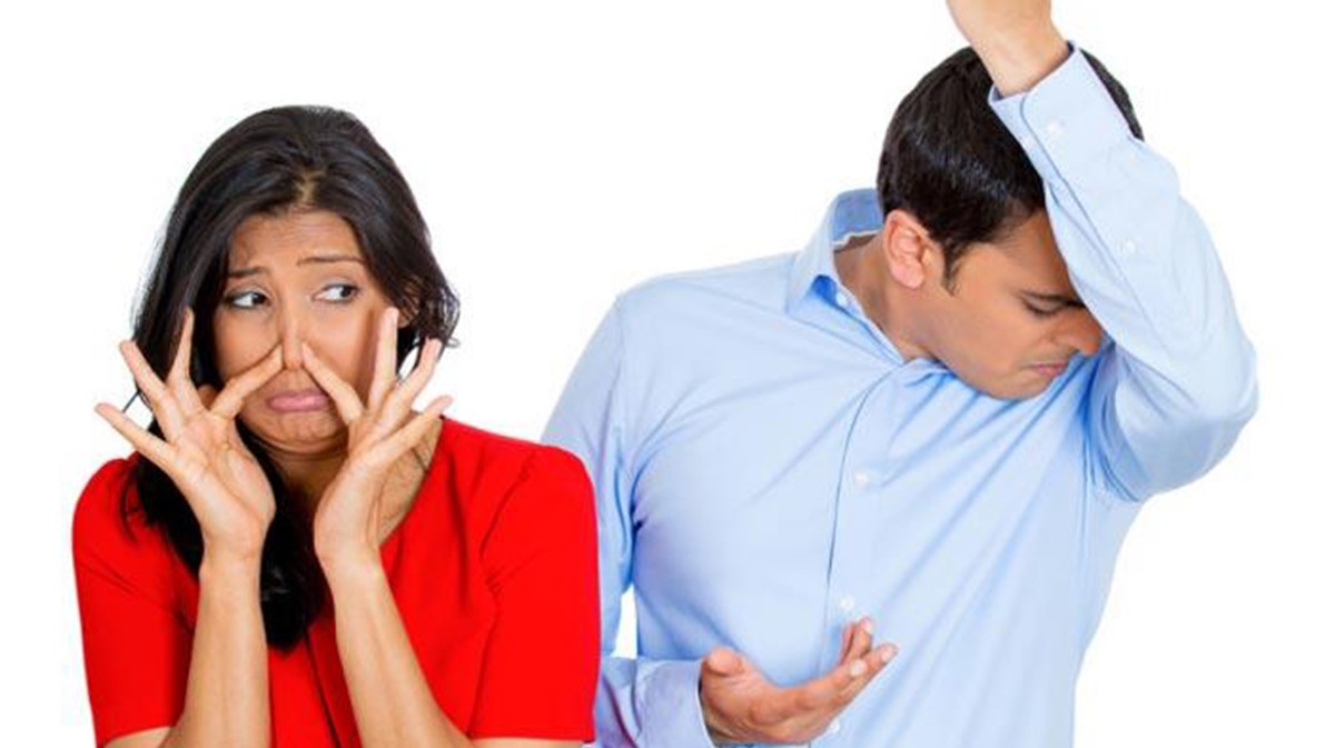 ۳ ویتامین کلیدی برای از بین بردن بوی بد بدن